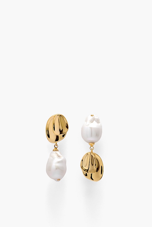 Lily Pearl Earrings