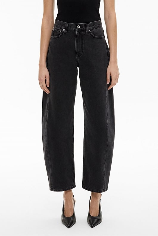 Barrel Leg Jeans