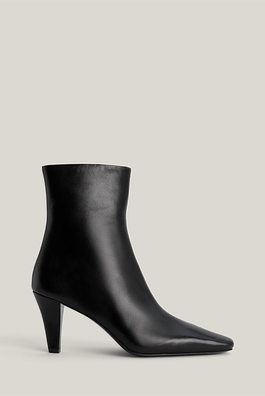 Maggie Boots