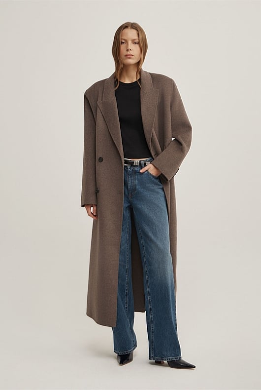 Mid Rise Wide Leg Jean