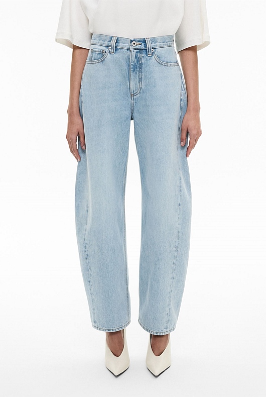 Barrel Leg Jeans